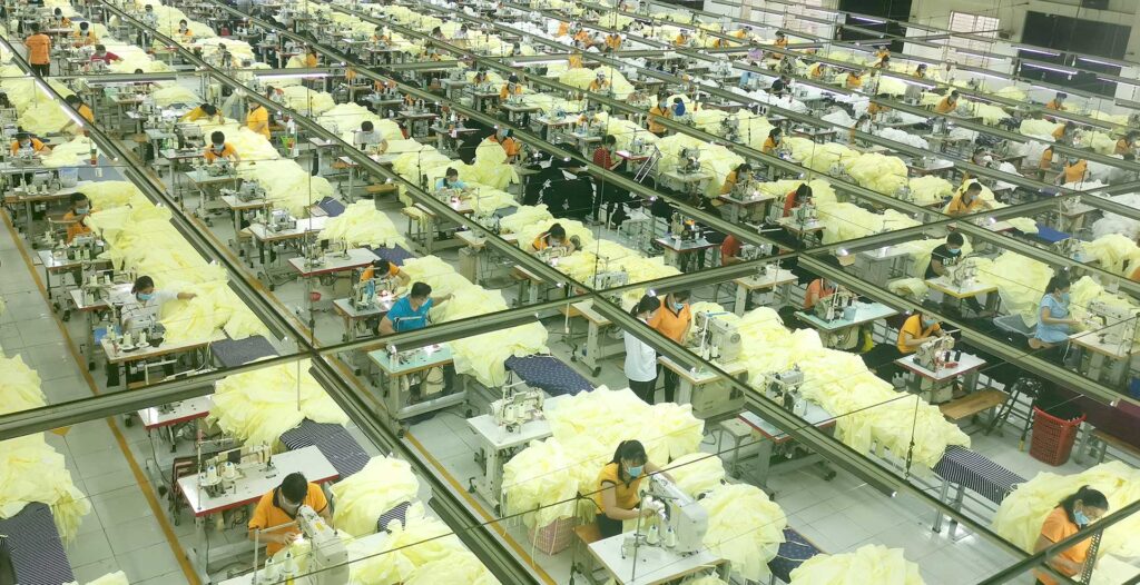 May mặc 4 May mặc xuong may mac truong duong