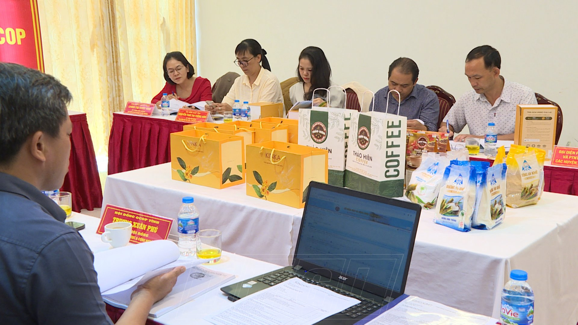 Hoa trà hoa vàng Gia Lai có mặt tại Hội nghị OCOP 2023