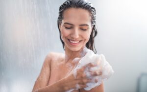 5+ Cách Mix Sữa Tắm Giúp Trắng Da Mềm Mại, Mùi Hương Quyến Rũ 2 5+ Cách Mix Sữa Tắm Giúp Trắng Da Mềm Mại, Mùi Hương Quyến Rũ CHAM SOC DA 1