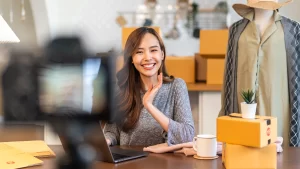 Thumbnail bài tuyển dụng nv livestream