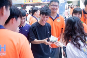 [HUTECH SHOWCASE] KINKA ĐỒNG HÀNH CÙNG SINH VIÊN TRONG HÀNH TRÌNH “MARKETING TỬ TẾ” IMG 7457