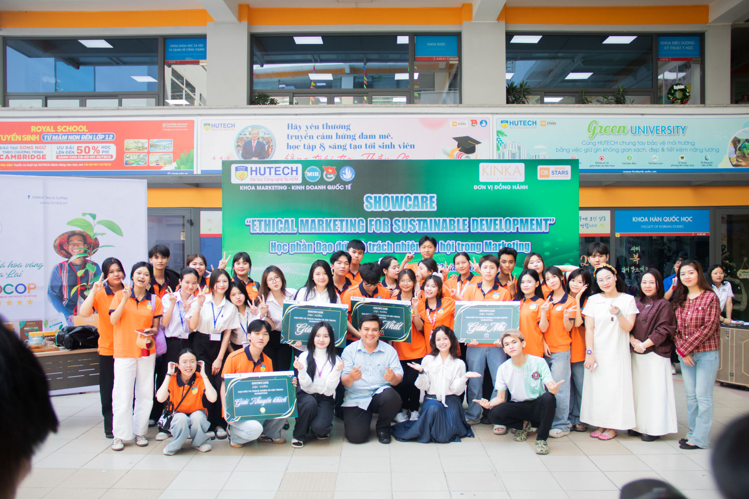 [HUTECH SHOWCASE] KINKA ĐỒNG HÀNH CÙNG SINH VIÊN TRONG HÀNH TRÌNH “MARKETING TỬ TẾ” IMG 7542 scaled