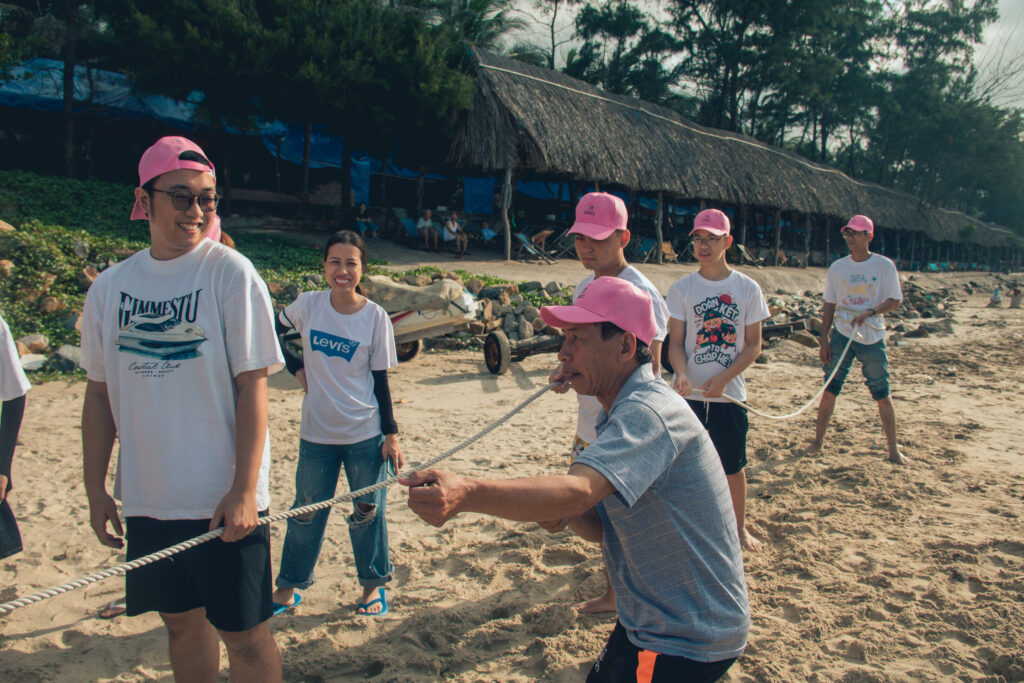 "Unity Over Waves" – Truong Duong Group Celebrates Its 26th Anniversary With an Unforgettable Team-Building Trip to Vung Tau 28 "Unity Over Waves" – Truong Duong Group Celebrates Its 26th Anniversary With an Unforgettable Team-Building Trip to Vung Tau TDG Vung Tau 2026 187 of 282