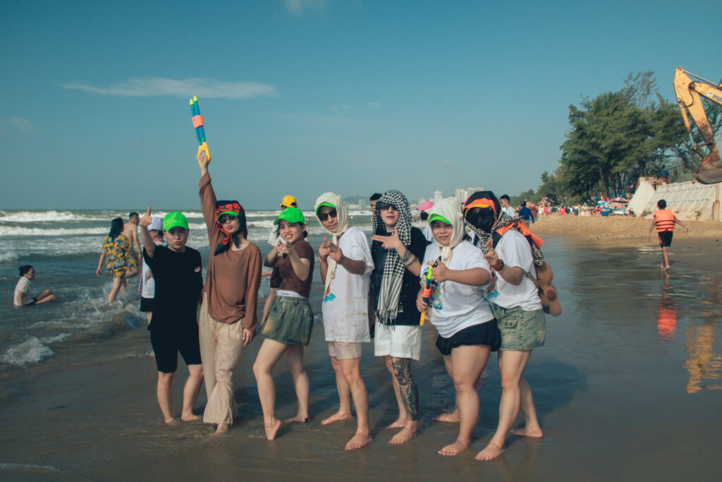 "Unity Over Waves" – Truong Duong Group Celebrates Its 26th Anniversary With an Unforgettable Team-Building Trip to Vung Tau 39 "Unity Over Waves" – Truong Duong Group Celebrates Its 26th Anniversary With an Unforgettable Team-Building Trip to Vung Tau TDG Vung Tau 2026 268 of 282