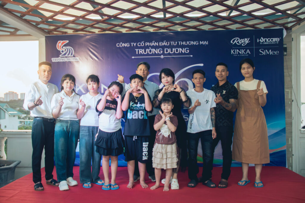 "Unity Over Waves" – Truong Duong Group Celebrates Its 26th Anniversary With an Unforgettable Team-Building Trip to Vung Tau 9 "Unity Over Waves" – Truong Duong Group Celebrates Its 26th Anniversary With an Unforgettable Team-Building Trip to Vung Tau TDG Vung Tau 2026 50 of 282