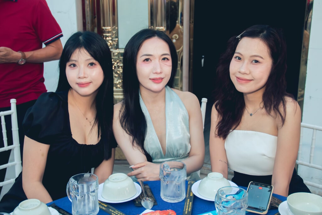 "Unity Over Waves" – Truong Duong Group Celebrates Its 26th Anniversary With an Unforgettable Team-Building Trip to Vung Tau 11 "Unity Over Waves" – Truong Duong Group Celebrates Its 26th Anniversary With an Unforgettable Team-Building Trip to Vung Tau TDG Vung Tau 2026 60 of 282