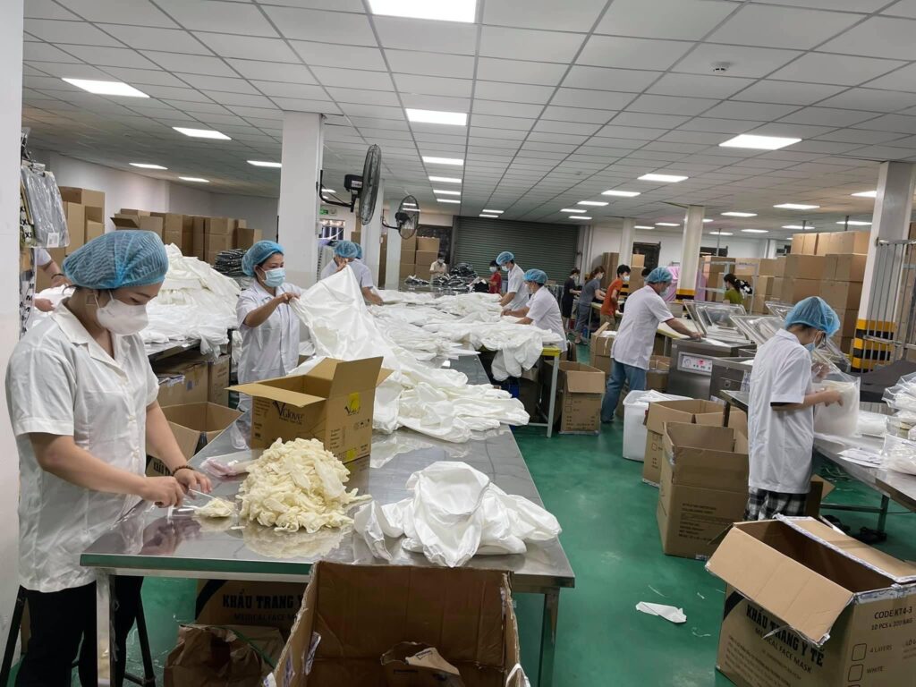 26 Năm Trường Dương - Hành Trình "Kết Tâm Vượt Sóng" (Tập 2) 14 26 Năm Trường Dương - Hành Trình "Kết Tâm Vượt Sóng" (Tập 2) z3531304906985 41933d7f1899c7fe21224b6bfe23c707